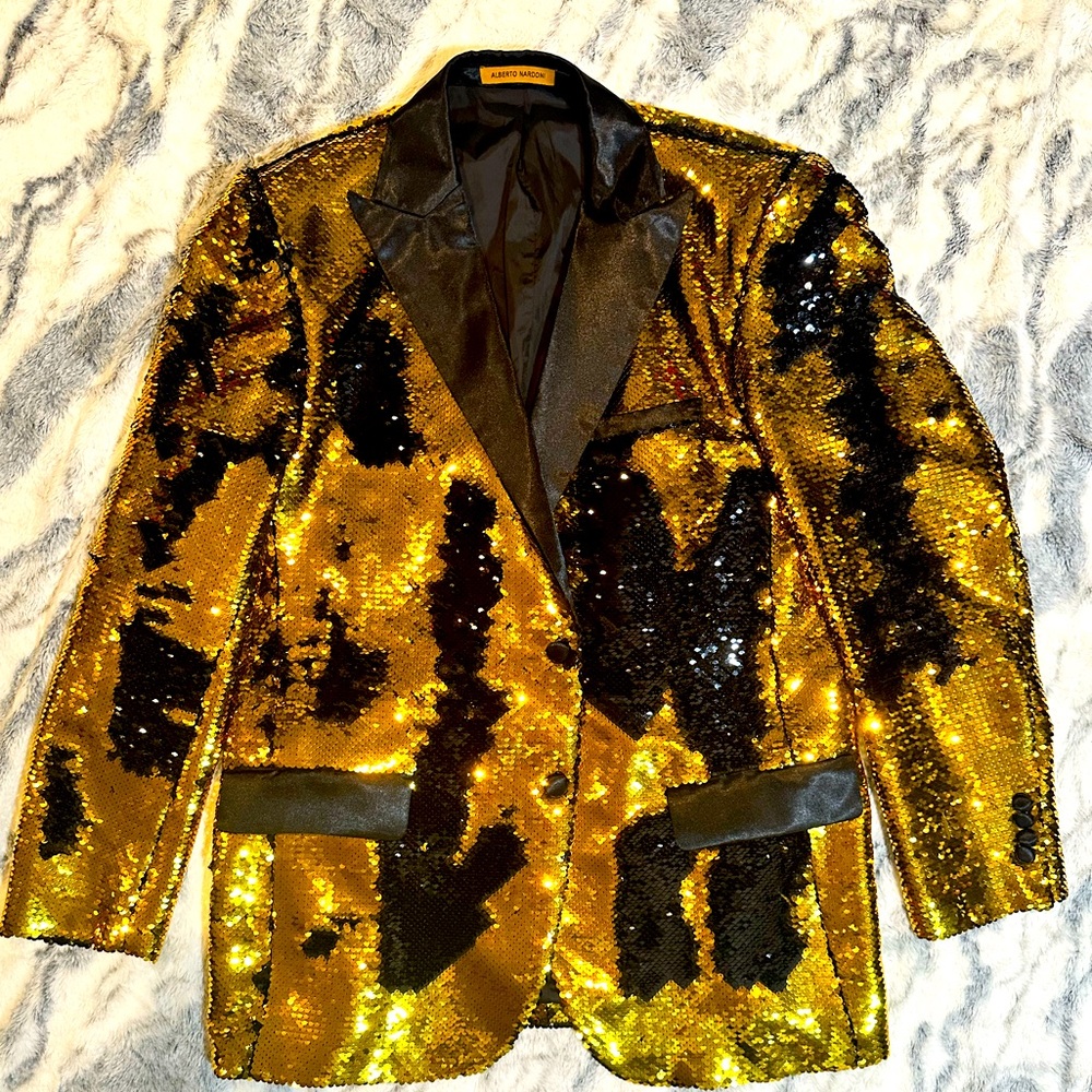 Men’s gold/black reversible sequin jacket
